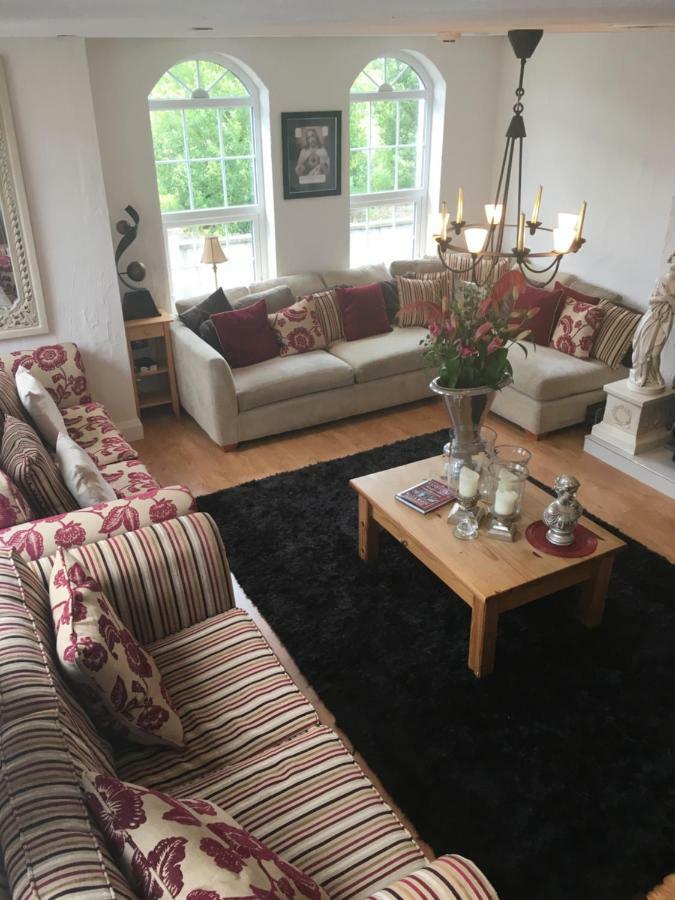 Drumhouse Guesthouse Knock  Dış mekan fotoğraf